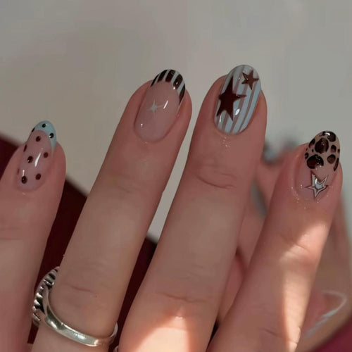 Artistic Patterned Nail Art Set Bowlift