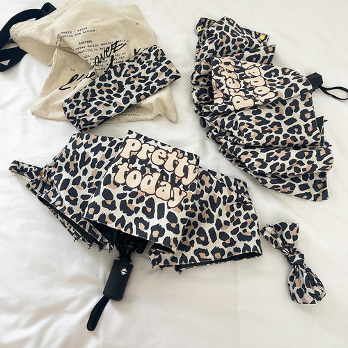 Women's Foldable Umbrella with Dynamic Leopard Pattern Bowlift