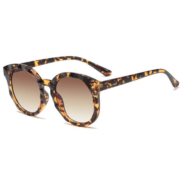 Women’s fashionable sunglasses with harmonious color gradient and unique design Bowlift