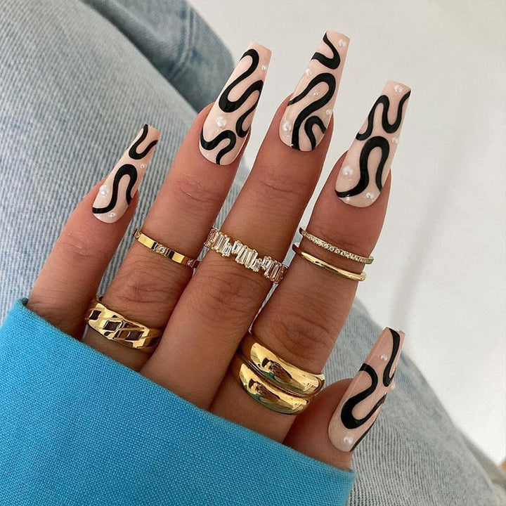 Artificial nails with creative lines design Bowlift