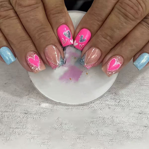 Heart-Decorated Press-On Nail Art Bowlift