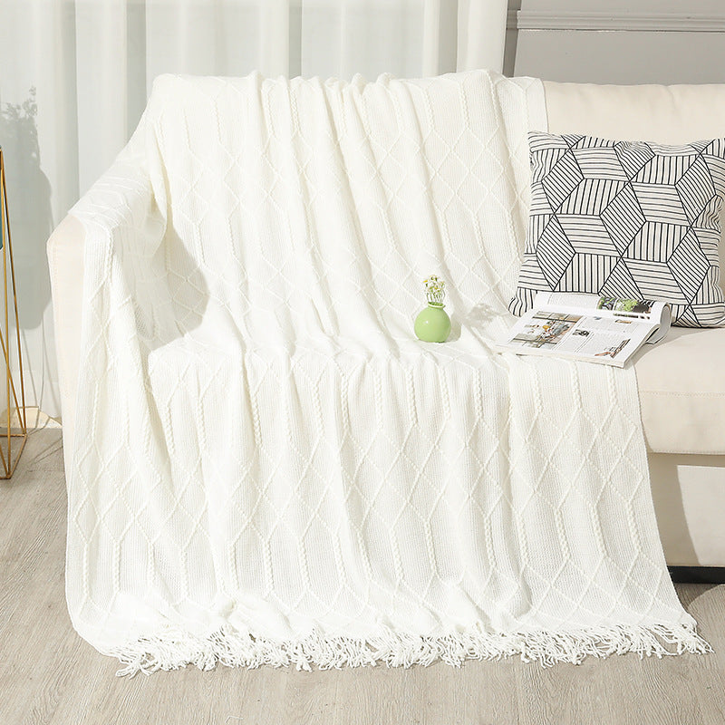 Ladies Cozy and Stylish Blanket Bowlift