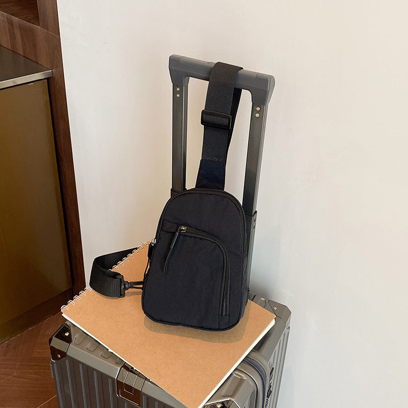 Compact Sling Bag Bowlift