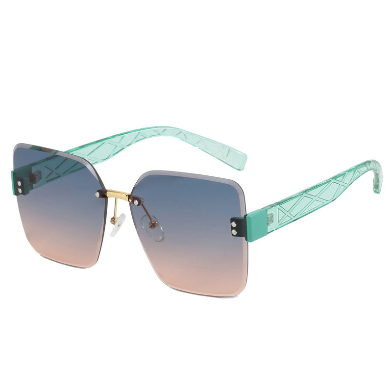 Women oversized square sunglasses with fashionable decor Bowlift