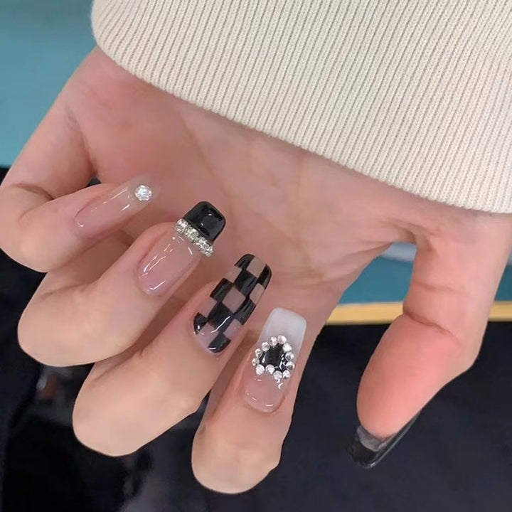 Designer Nail Art Bowlift