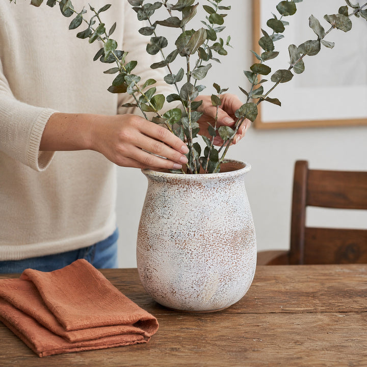 Rustic Handmade Ceramic Pot Bowlift