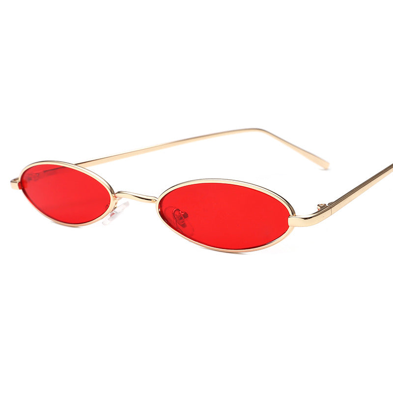 Ladies elegant sunglasses in oval metal frame Bowlift