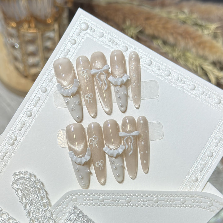 Elegant Press-On Nail Set with Ruffled Accents Bowlift