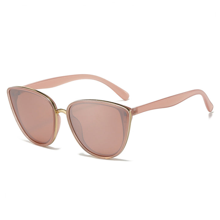 Fashion-Forward Triangular Frame Sunglasses Bowlift