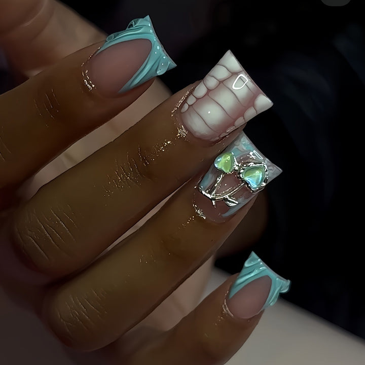Artistic Nail Art Bowlift