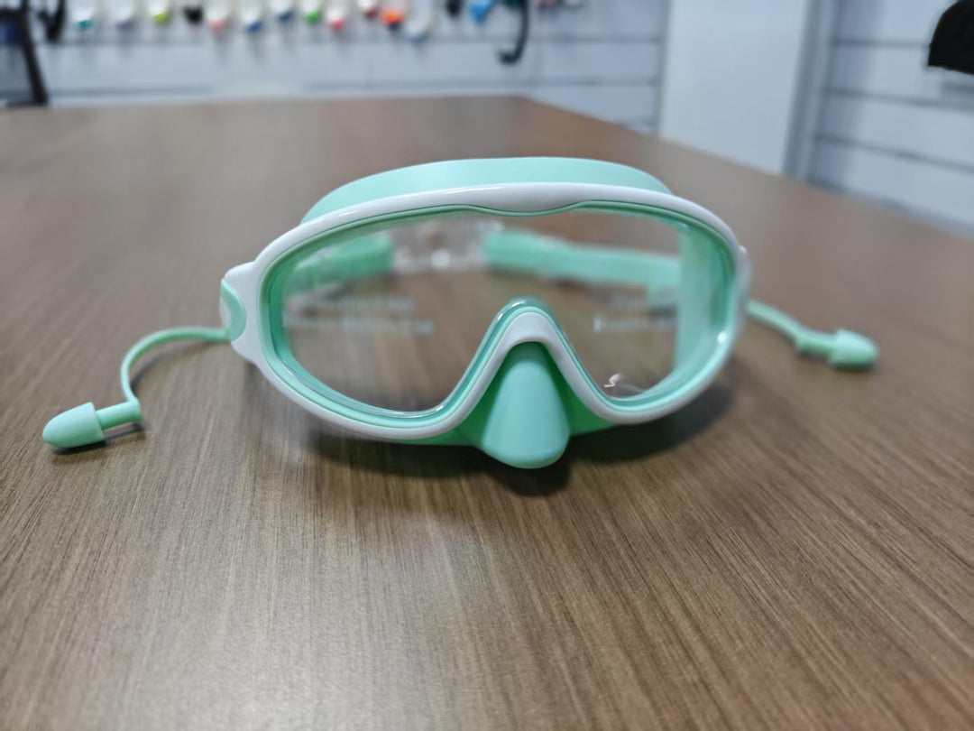 Safety goggles with anti-fog technology Bowlift