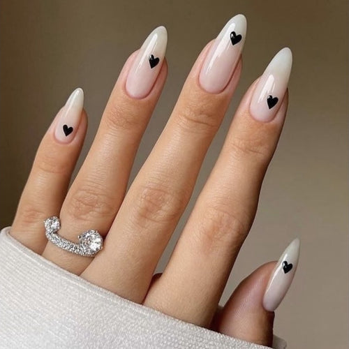 Heart-Themed Press-On Nail Art Bowlift