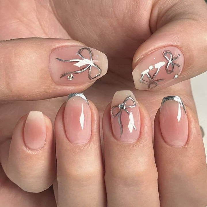 Artful Nail Art with Bow Design Bowlift