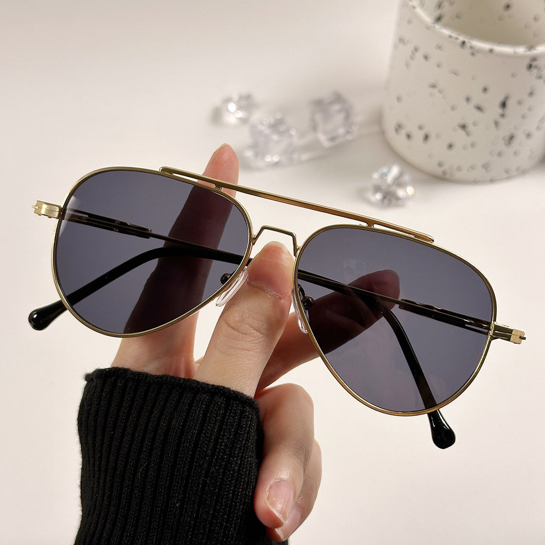 Women's timeless pilot sunglasses with high-quality frame Bowlift