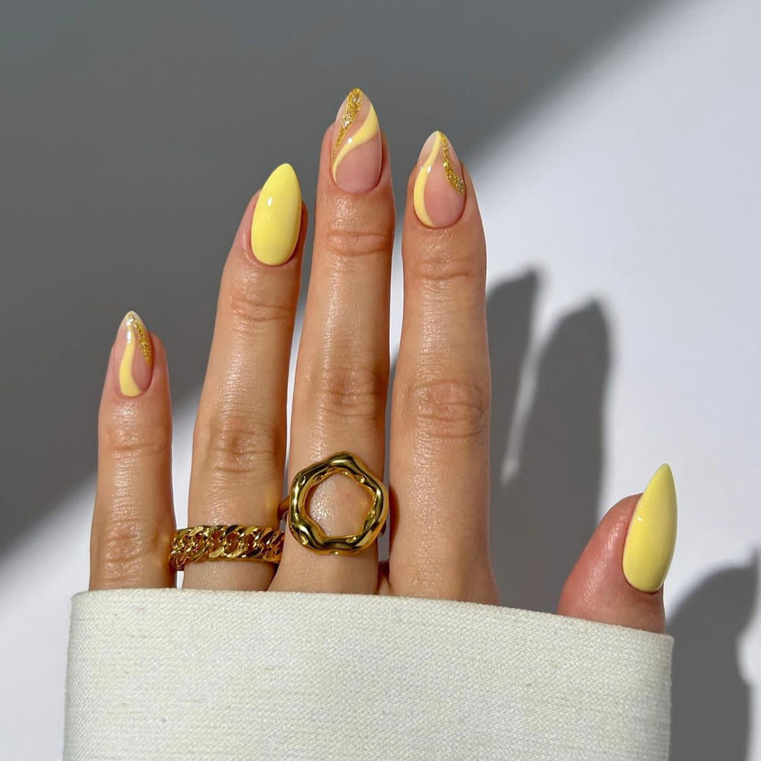 Artificial Press-On Nails with glamorous designs Bowlift