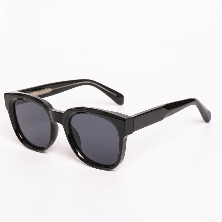 Ladies fashionable sunglasses in elegant square design with UV protection Bowlift