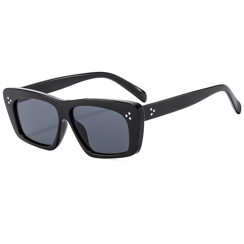 Ladies square sunglasses with modern design and polarized lenses Bowlift