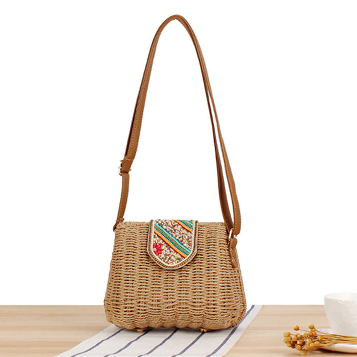 Handbag in Playful Boho Style Bowlift