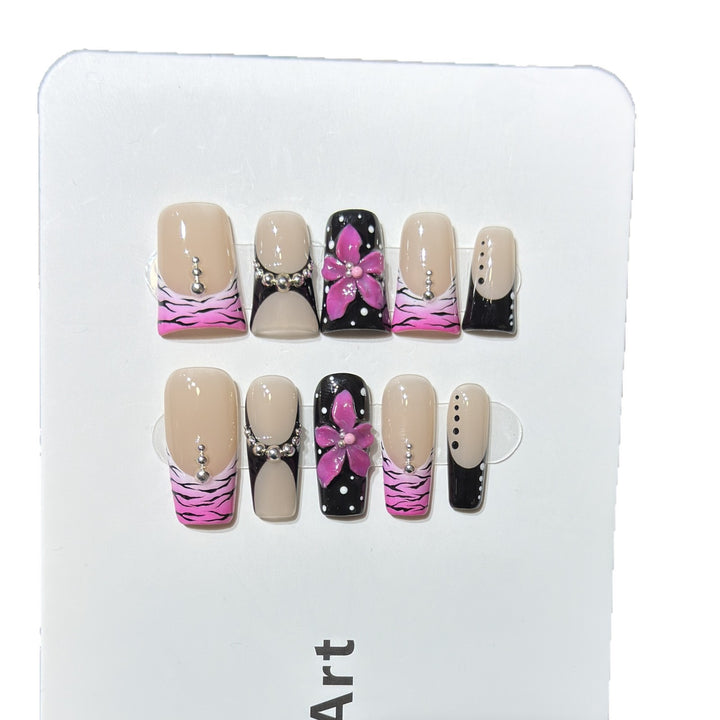 Decorative Press-On Nail Set with Floral and Striped Design Bowlift