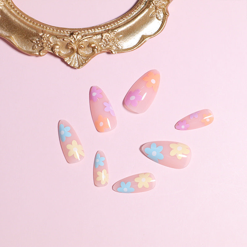 Floral-Themed Press-On Nail Design Bowlift