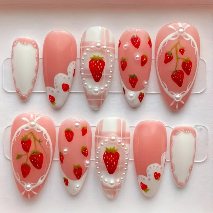 Artistic Nail Design Bowlift