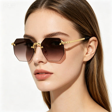 Women's stylish sunglasses in modern octagon design Bowlift