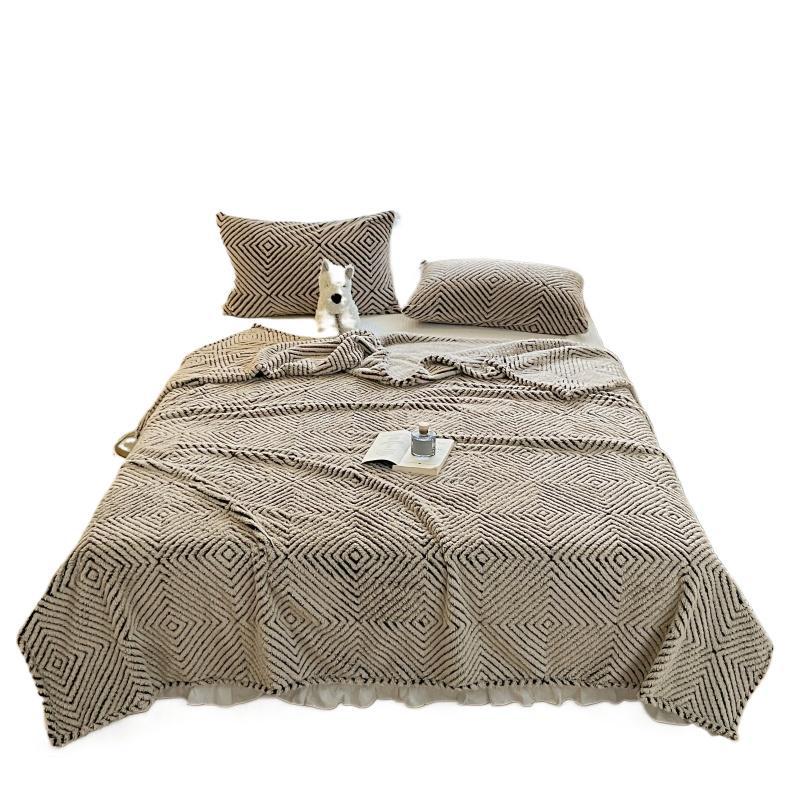 Cozy Decorative Throw Blanket Bowlift