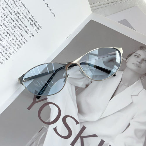 Fashion Eyewear Bowlift