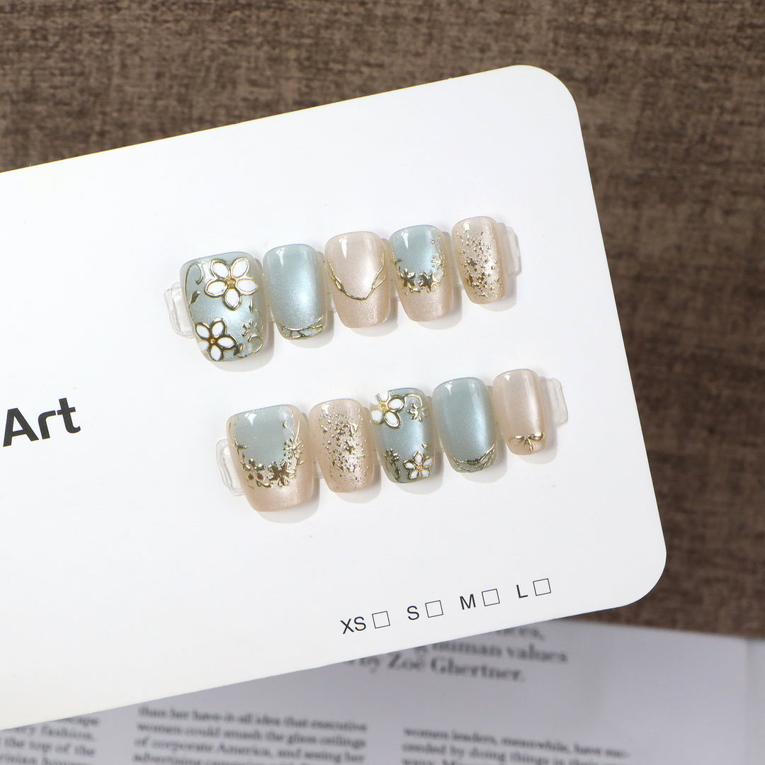 Elegant Floral Press-On Nail Art Set Bowlift
