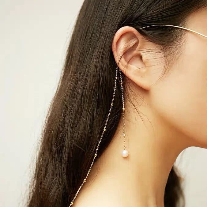 Chic jewelry band Bowlift