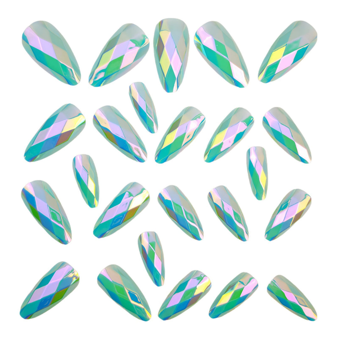 Art nails with faceted glitter design Bowlift