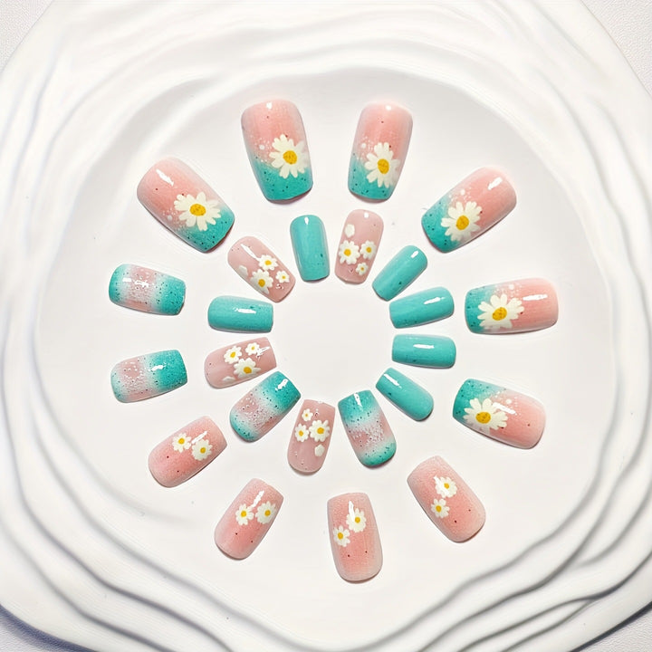 Artificial nails with summery flower designs Bowlift