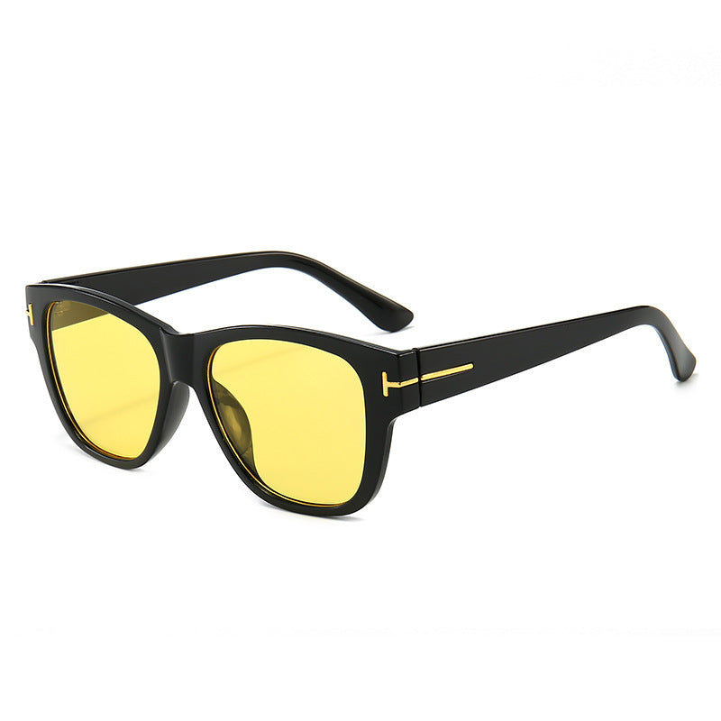 Women's sunglasses with striking design Bowlift