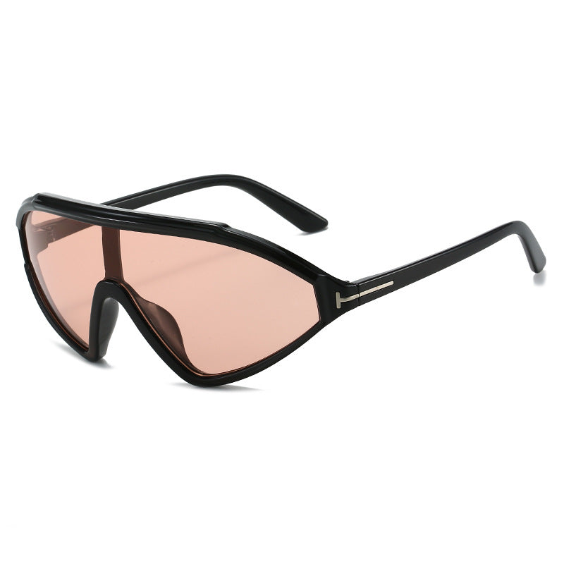 Women sporty sunglasses with ergonomic full rim design Bowlift