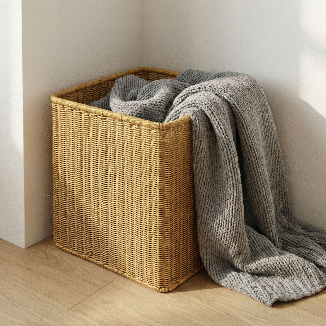 Handwoven storage basket Bowlift