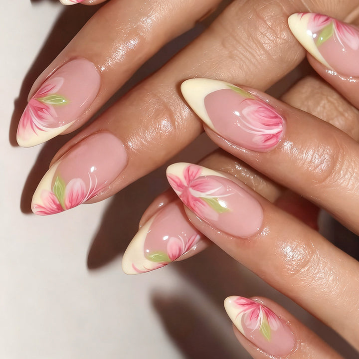 Floral Accented Long-Lasting Press-On Nails Bowlift
