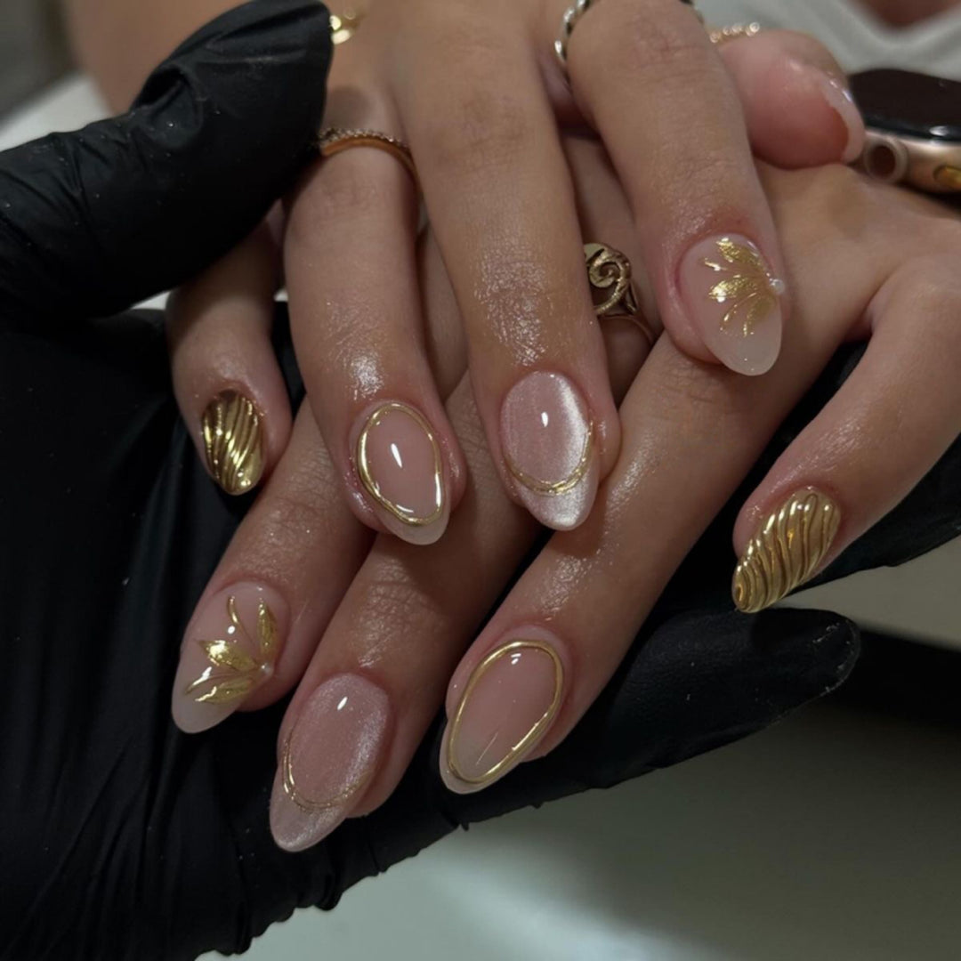 Glamorous stiletto nails with elegant star design Bowlift