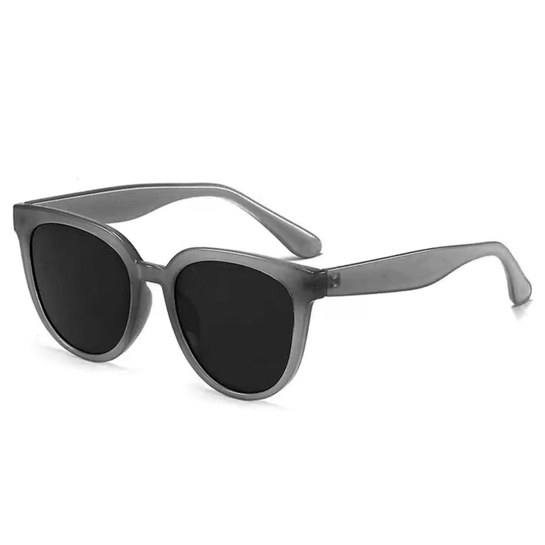Chic Vintage-Inspired Cat-Eye Sunglasses
