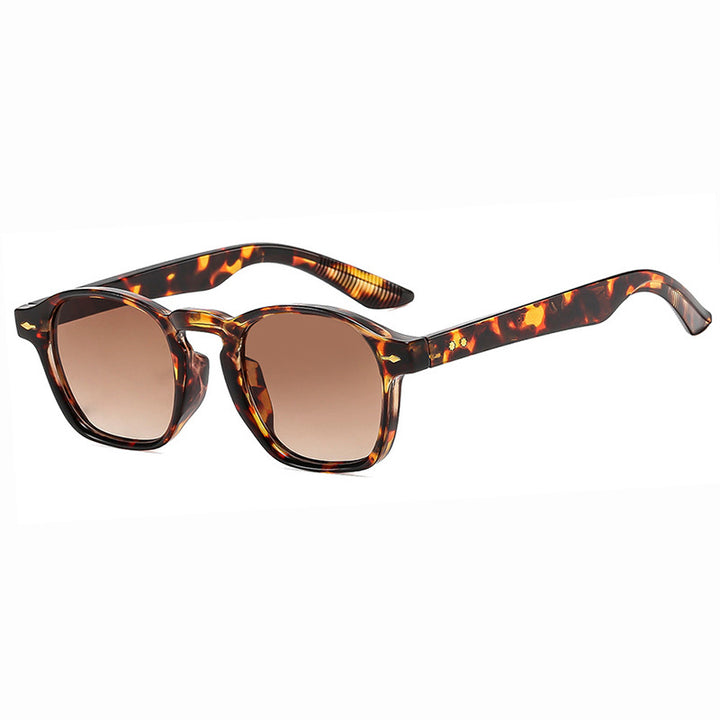 Ladies fashionable rectangular glasses with transparent frame Bowlift