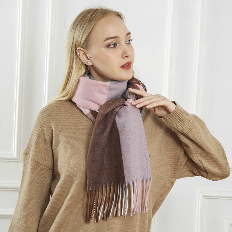 Ladies stylish patterned scarf Bowlift