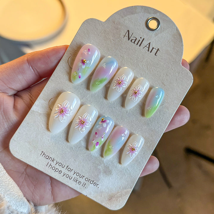Floral-Accent Press-On Nail Collection Bowlift
