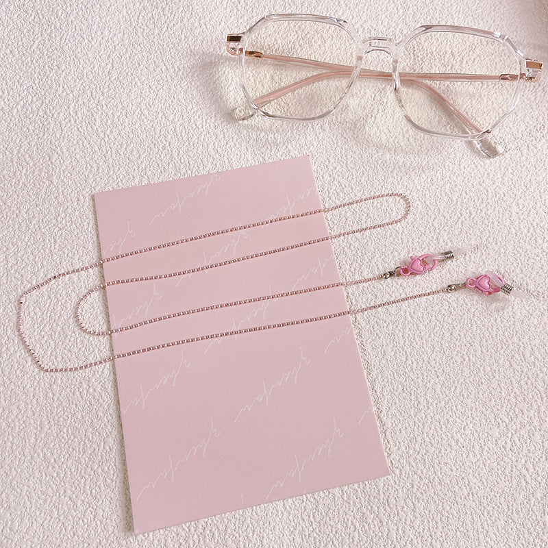 Filigree glasses holder chain with heart pendant Bowlift