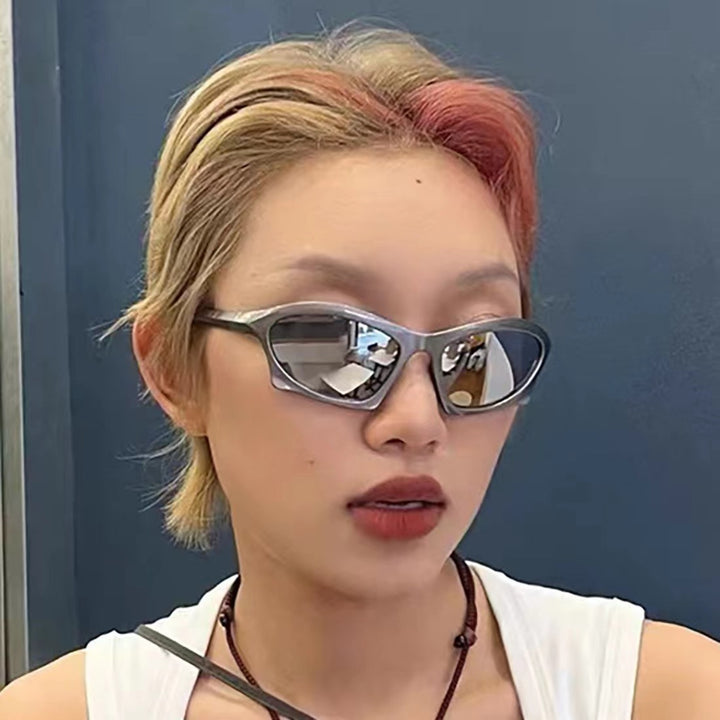 Women's modern and stylish sunglasses with attractive design Bowlift