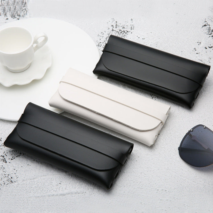 Unisex Glasses Case made of high-quality synthetic leather Bowlift