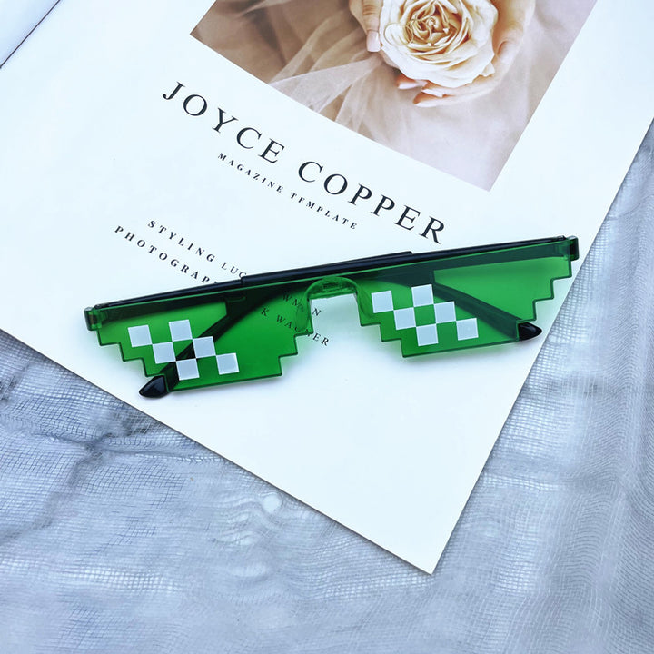 Fashion Forward Geometric Sunglasses Bowlift