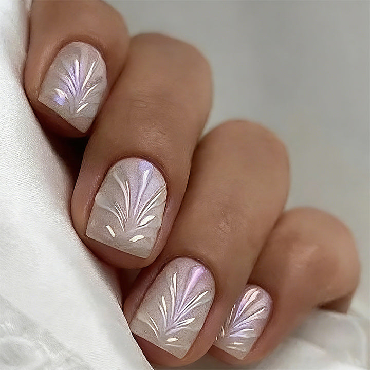 Luxurious nail art with shimmering design Bowlift
