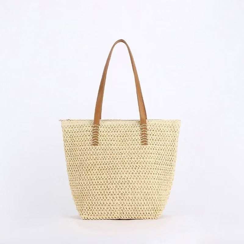 Handbag Made of Woven Natural Material with Leather Carrying Handles Bowlift