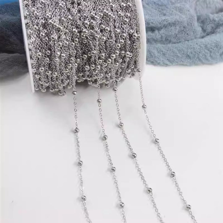 Delicate Beaded Chain Necklace Bowlift