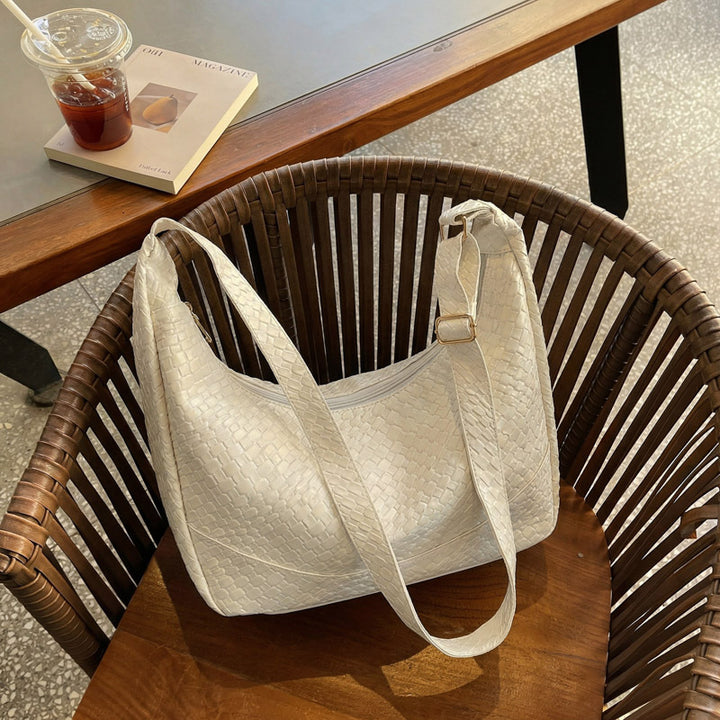 WoWoven Textured Hobo Handbag Bowlift