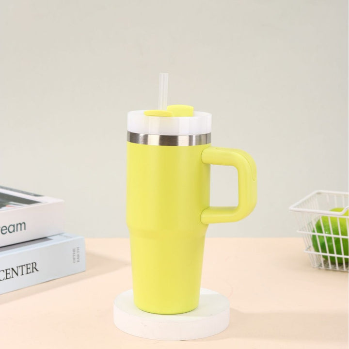 Unisex noble insulated cup with practical straw Bowlift